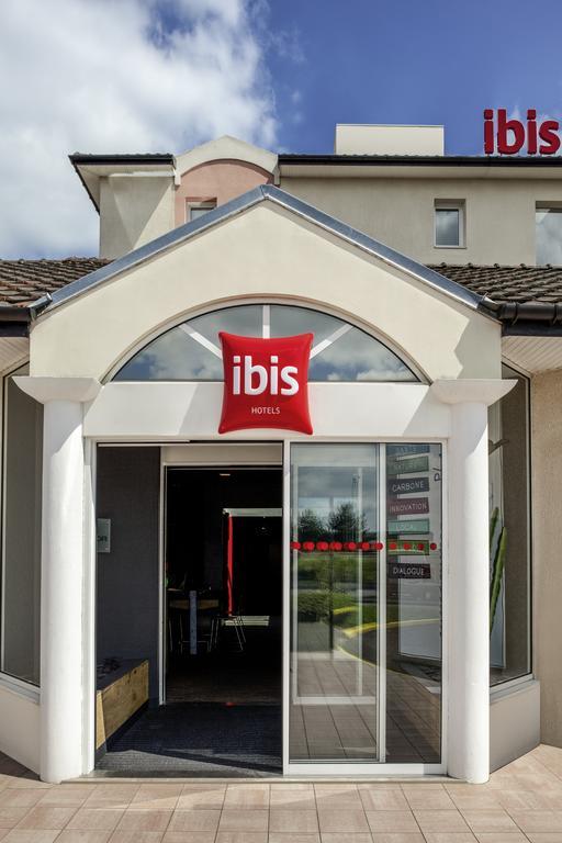 Hotel Ibis Pau Lescar Esterno foto
